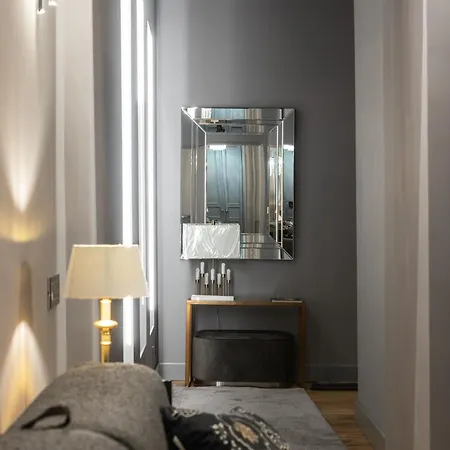 Bridge Apartment