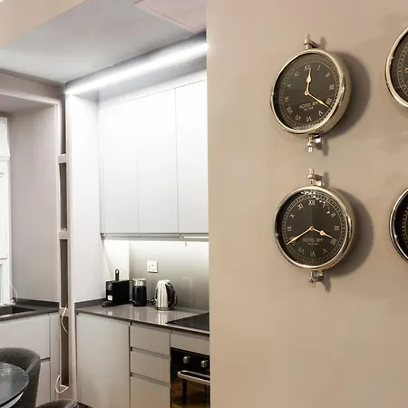 Bridge Διαμέρισμα